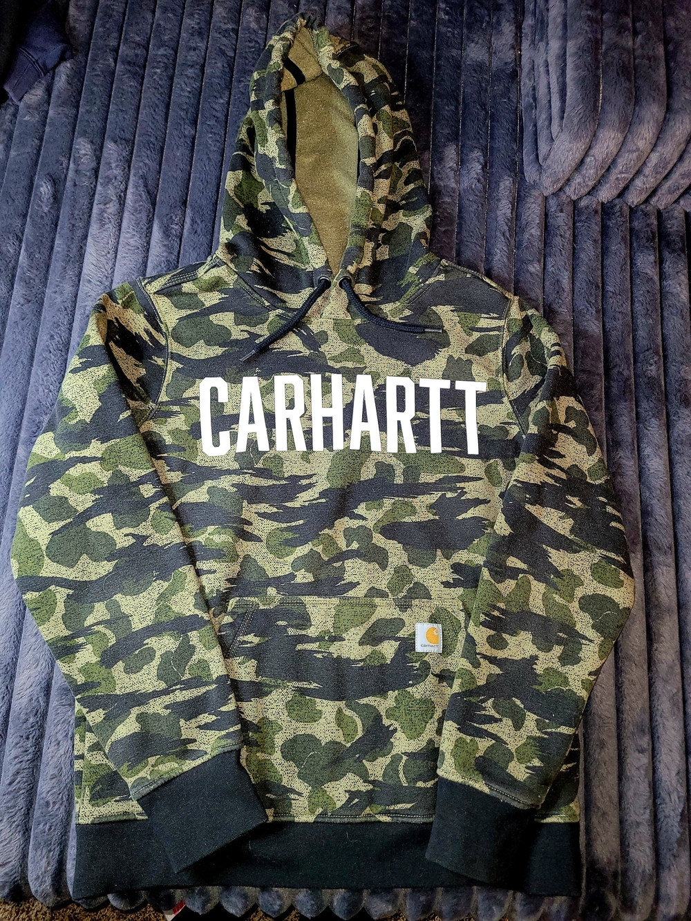Carhartt Camo Logo Hoodie - Worn Twice, Good As New..Super Cute